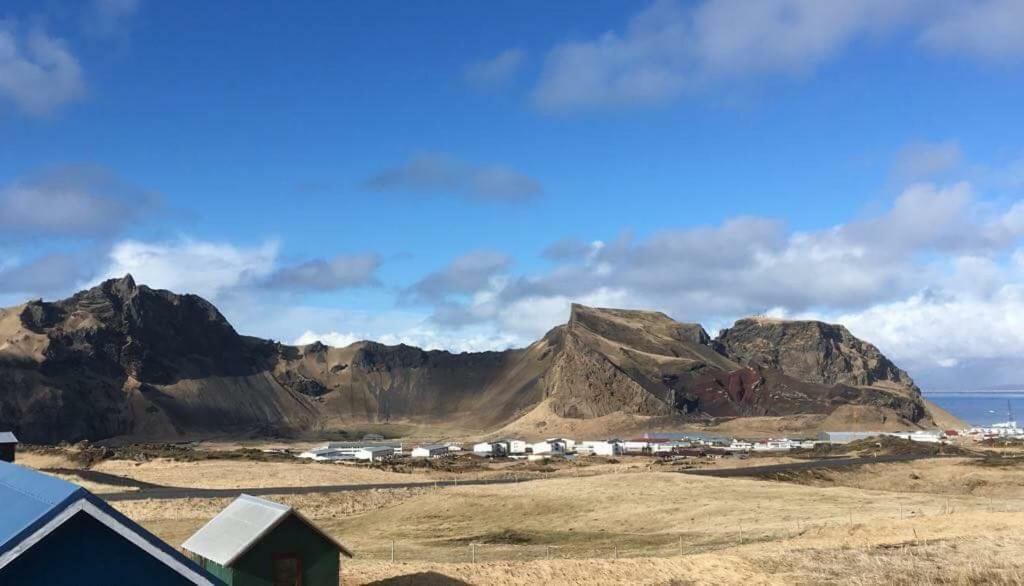 Ofanleiti Cottages Vestmannaeyjar Exterior foto
